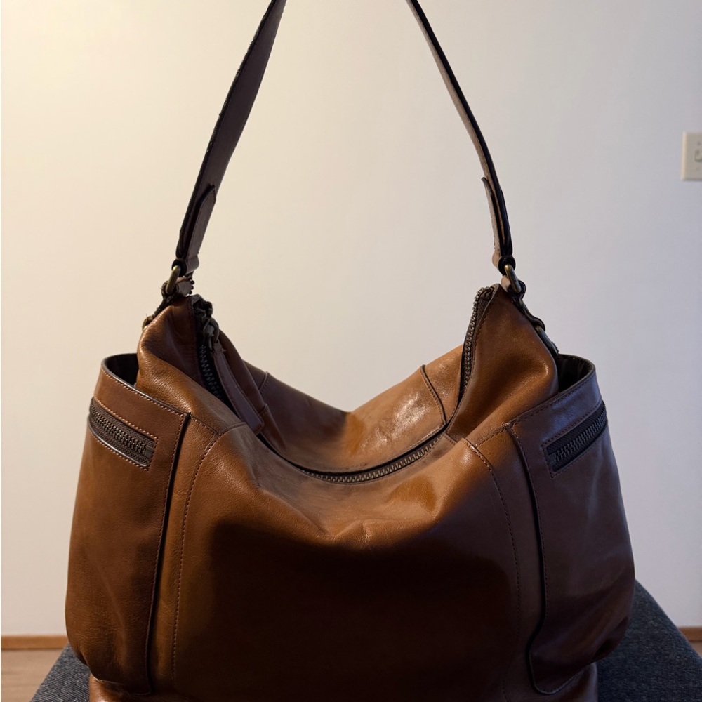 Coach bleecker shoulder bag with strap